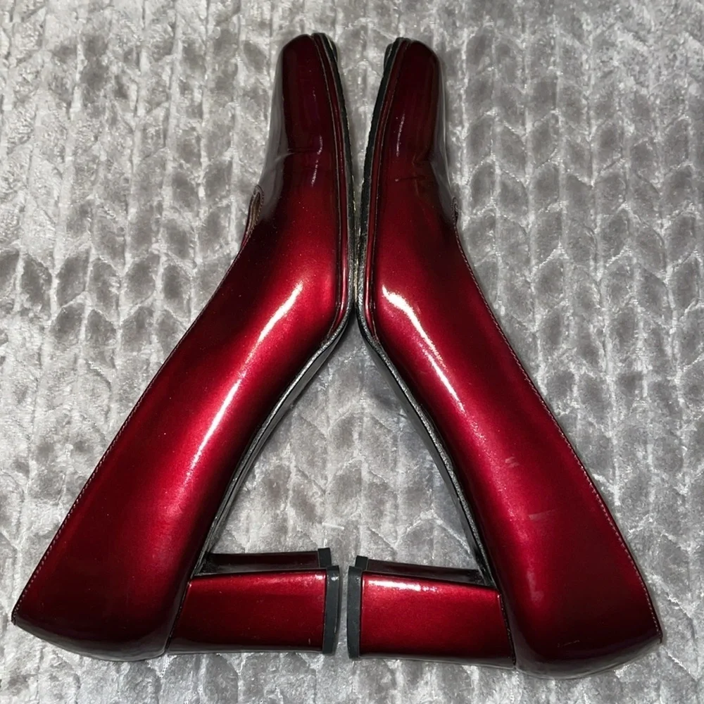 Stuart Weitzman Burgundy Printed Patent Leather Square Toe Pumps. Size 6.5.‎